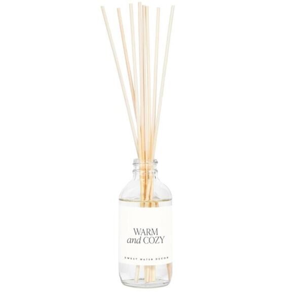 Sweet Water Decor Warm and Cozy Reed Diffuser Set - Orange, Cinnamon, Clove - Picture 9 of 10